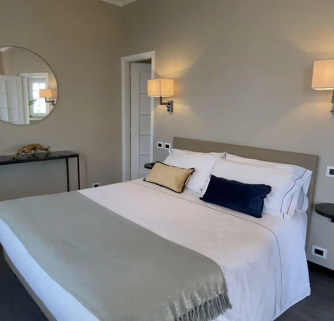 Hotel Mentana, By R Collection Hotels Милан