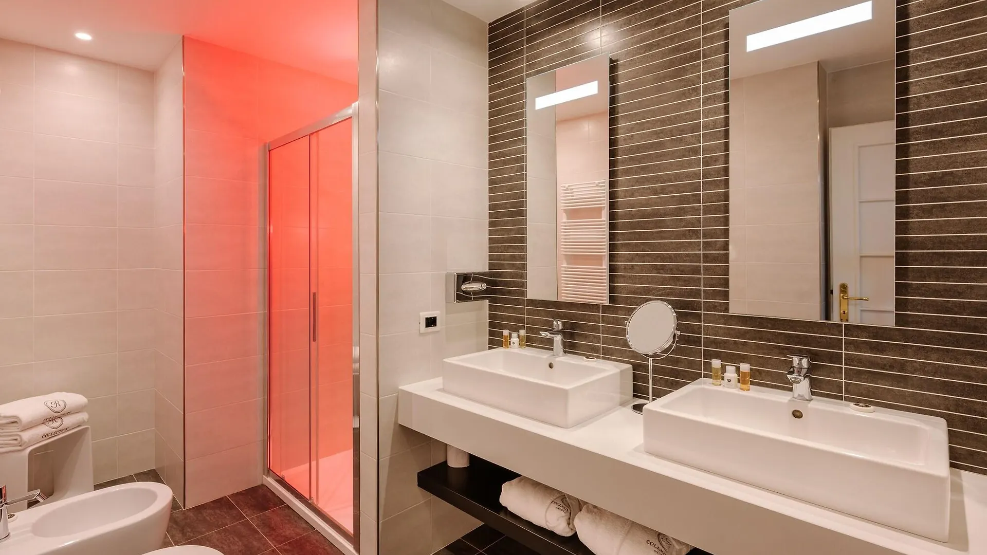 Hotel Mentana, By R Collection Hotels Милан 4*,  Италия