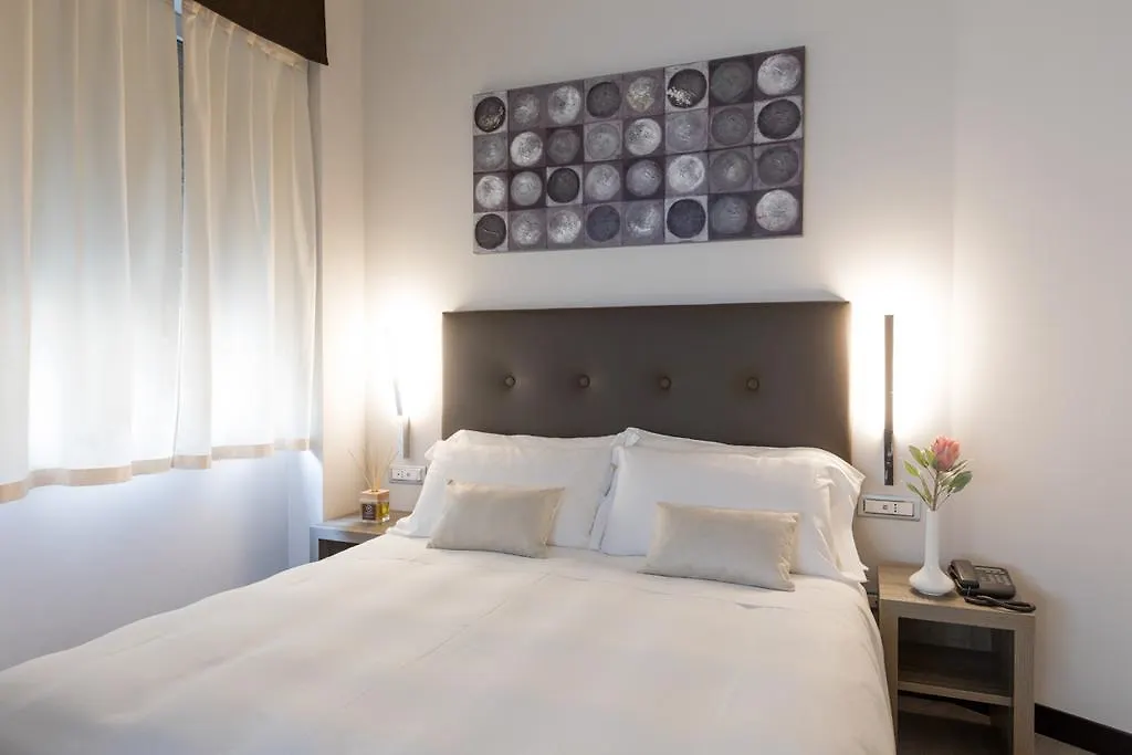 Hotel Mentana, By R Collection Hotels Милан